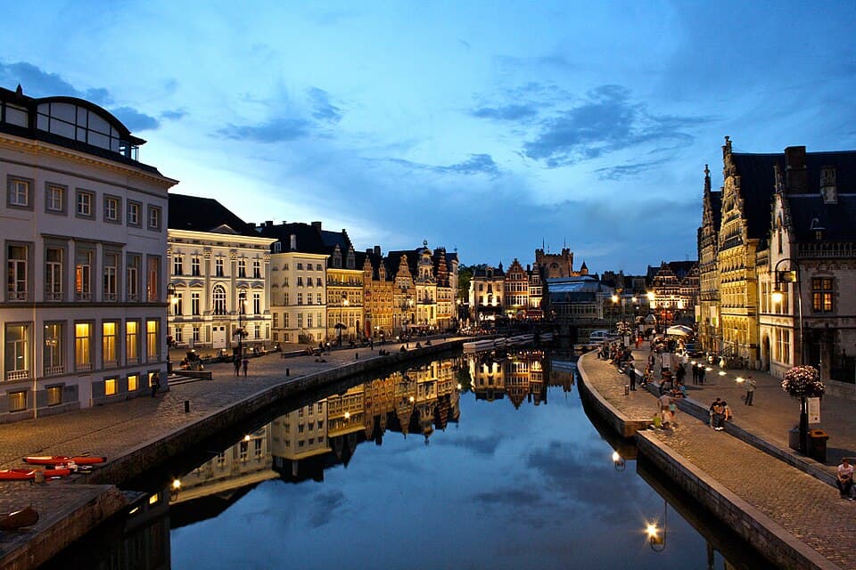 Escort Guide Ghent 2025 – Erotic Massage, Redlight District & Private Escorts