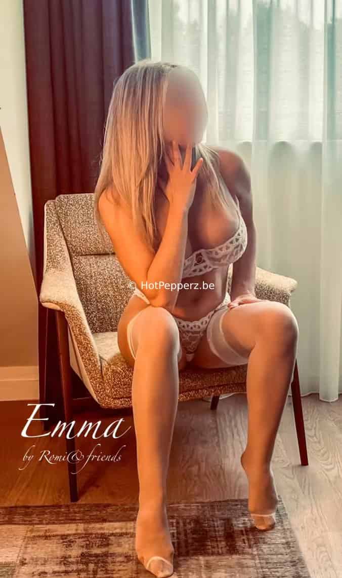 Emma B profile picture