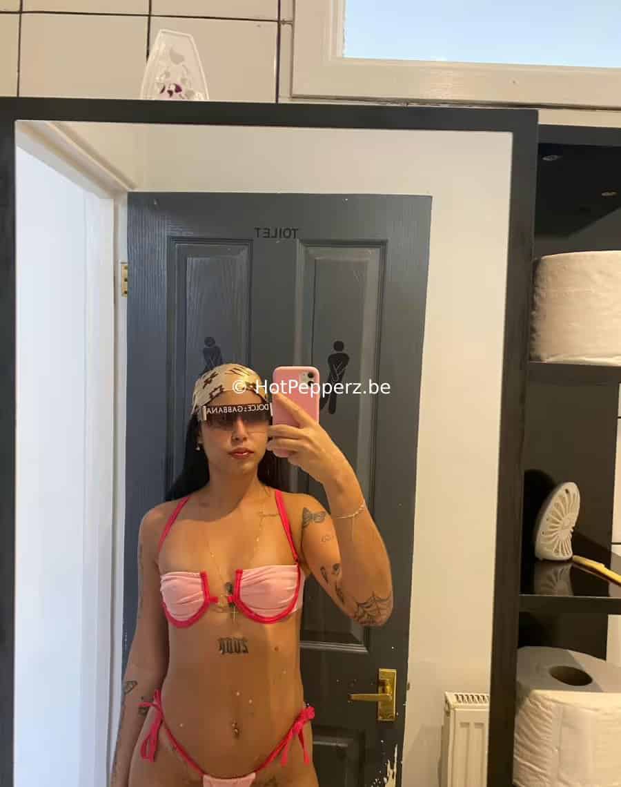 Lari profile picture